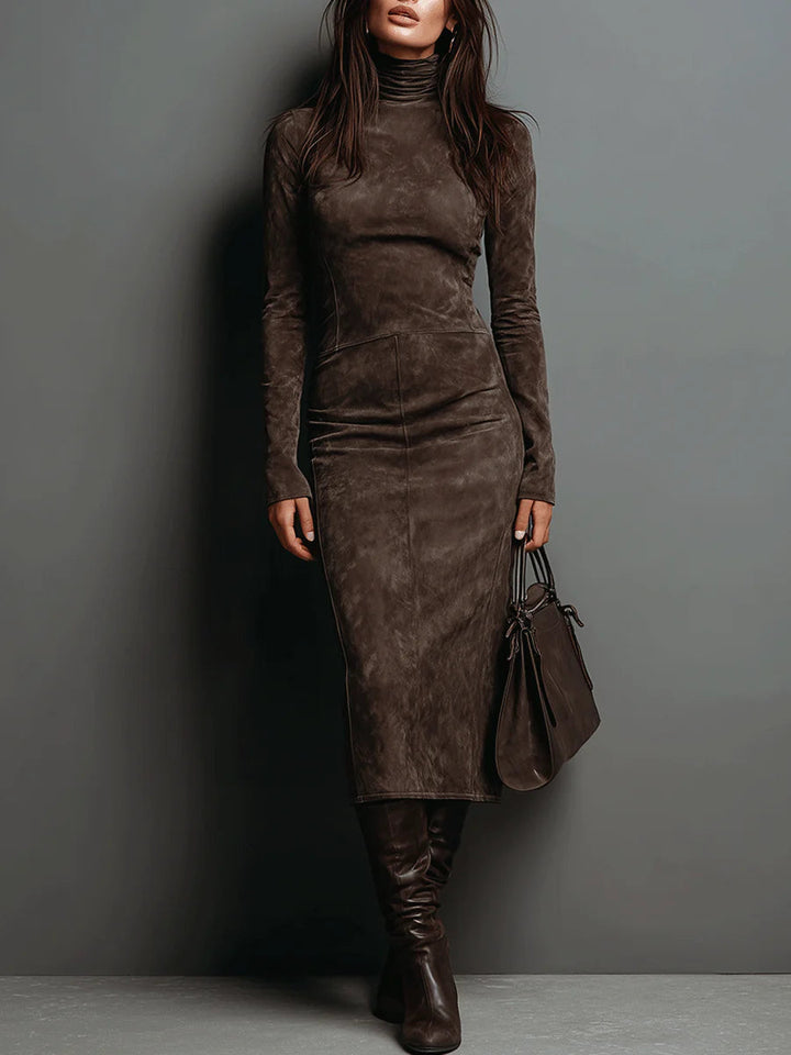 Karin | Midikjole i ruskind-look