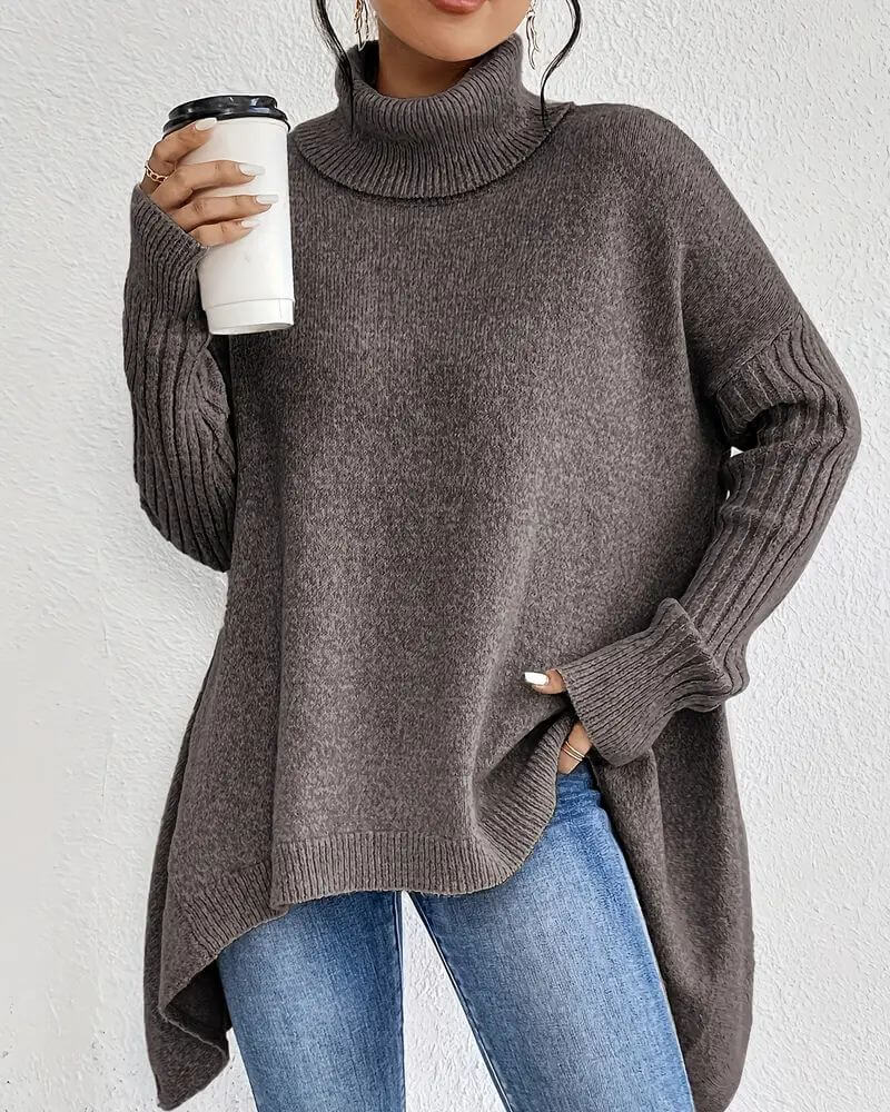 Grete - Elegant Asymmetrisk Høyhalset Genser