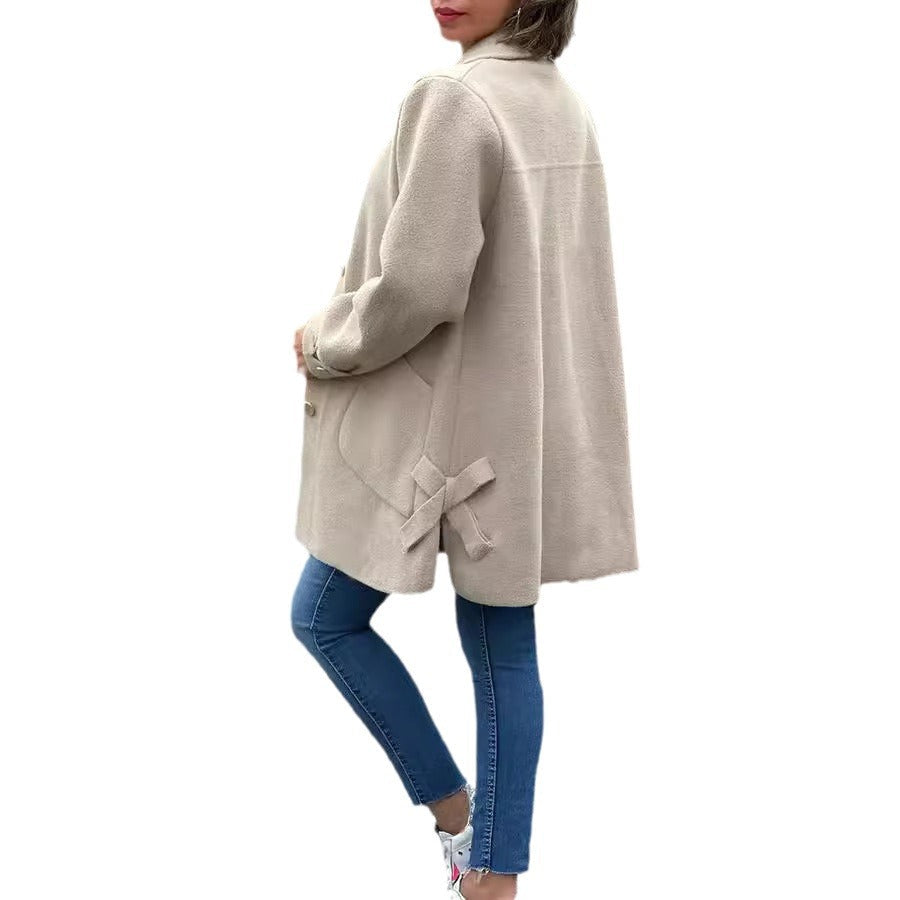 Mona | Klassisk oversize-kåpe med sløyfedetaljer
